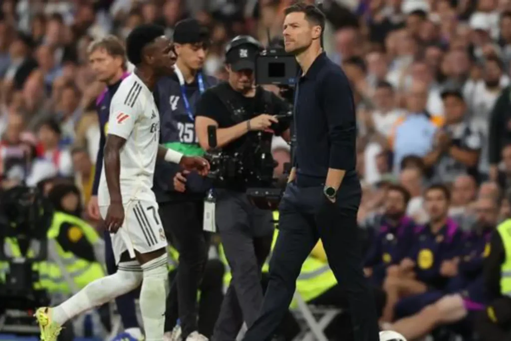 vinicius & xabi alonso