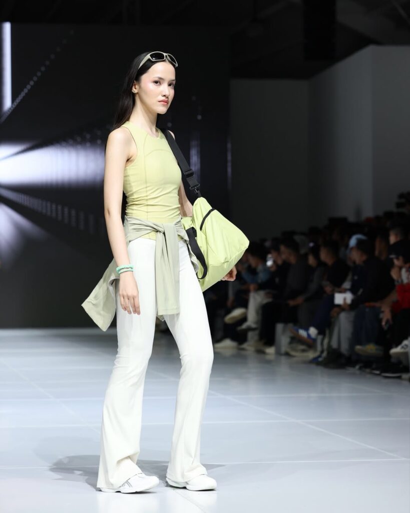 Aparel Timnas Indonesia Erspo Bawa Semangat Olahraga ke Panggung Fashion Dunia Espro cort Collection